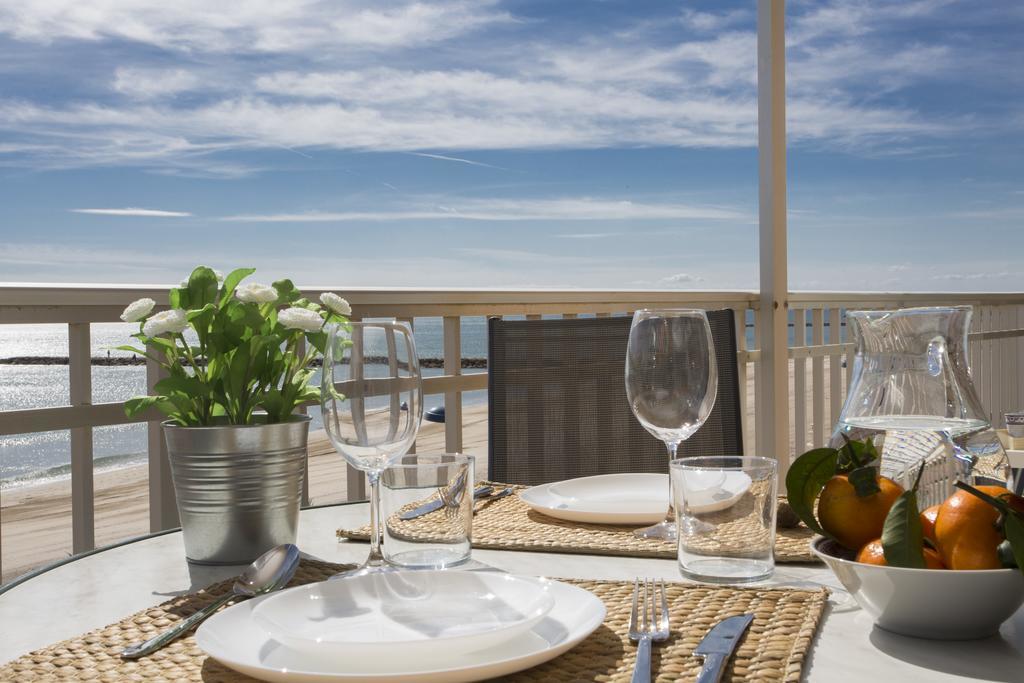 Singularstays El Faro Apartment